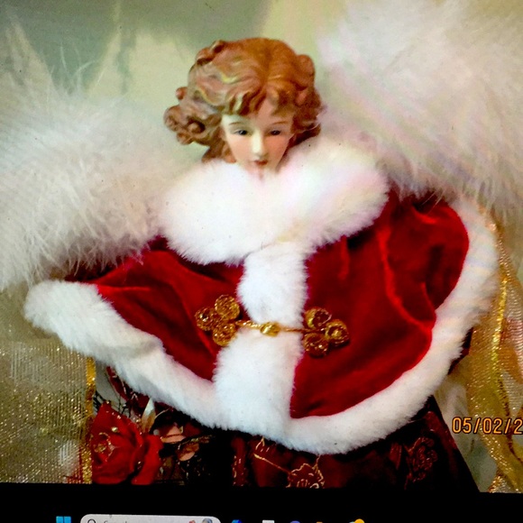 BRAND NEW! FEATHERED ANGEL TABLE TREE TOPPER - Picture 5 of 6